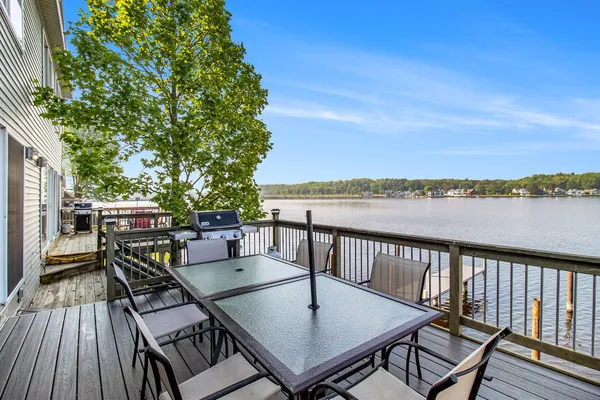 $1,100,000 | 5293 West Monroe Road, Pentwater, MI 49449