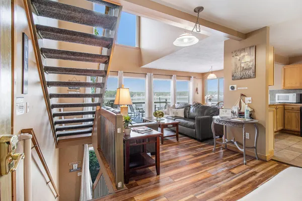 $1,100,000 | 5293 West Monroe Road, Pentwater, MI 49449
