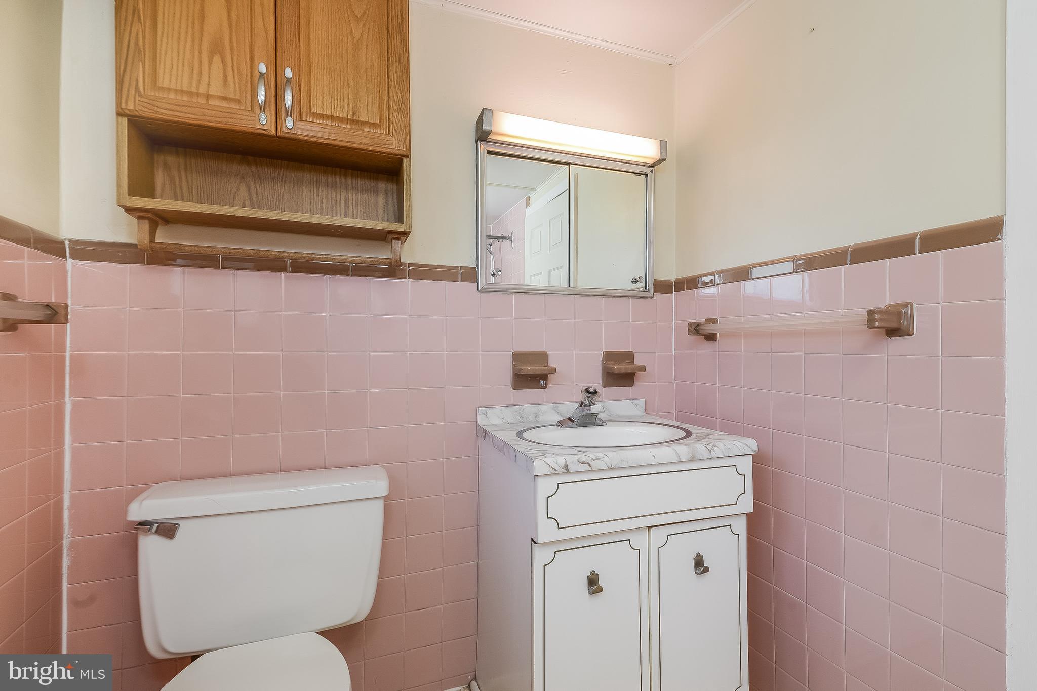 117 East Rodgers Street Ridley Park, PA 19078 - Photo 23 of 28 Full Bath