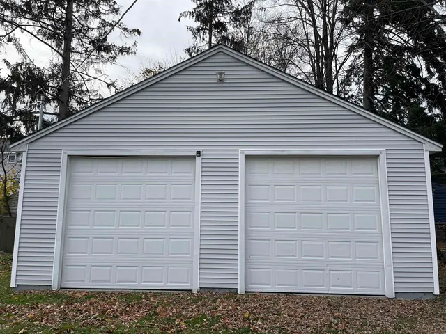 $1,000 | 16-18 Hough Street, Unit GARAGE, Dover, NH 03820