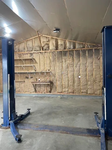 $1,000 | 16-18 Hough Street, Unit GARAGE, Dover, NH 03820