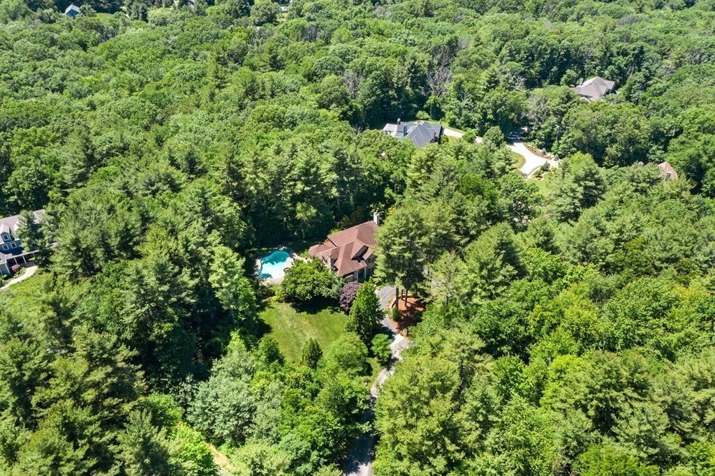 32 Wayside Inn Road Framingham, MA 01701 - Photo 8 of 42
