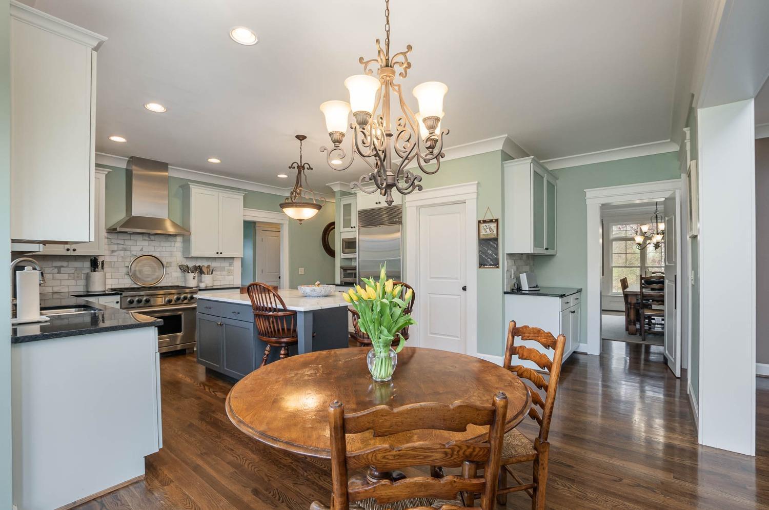 7440 Demar Road Cincinnati, OH 45243 - Photo 13 of 47