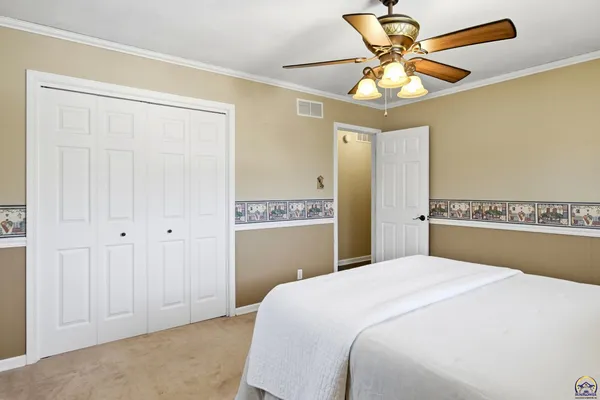 $299,900 | 4814 Southwest Cochise Avenue, Topeka, KS 66614