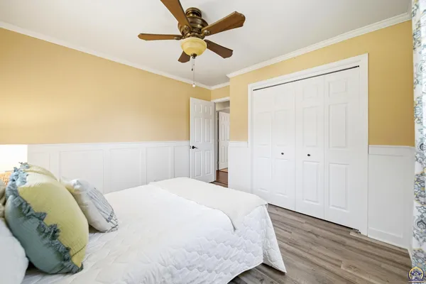 $299,900 | 4814 Southwest Cochise Avenue, Topeka, KS 66614