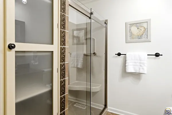 $299,900 | 4814 Southwest Cochise Avenue, Topeka, KS 66614