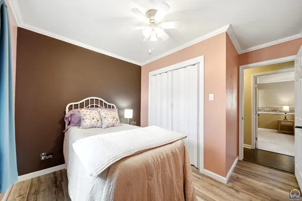 $299,900 | 4814 Southwest Cochise Avenue, Topeka, KS 66614