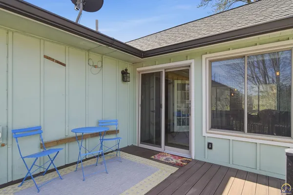 $299,900 | 4814 Southwest Cochise Avenue, Topeka, KS 66614