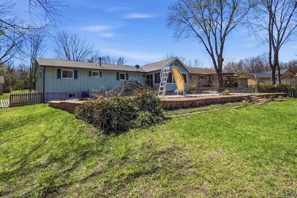 $299,900 | 4814 Southwest Cochise Avenue, Topeka, KS 66614