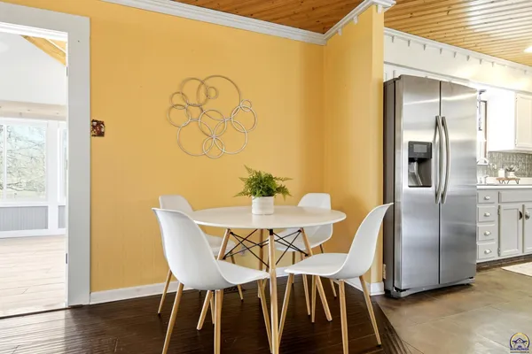 $299,900 | 4814 Southwest Cochise Avenue, Topeka, KS 66614