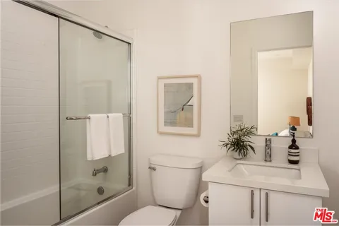 $1,499,000 | 1925 Griffith Park Boulevard, Los Angeles, CA 90039