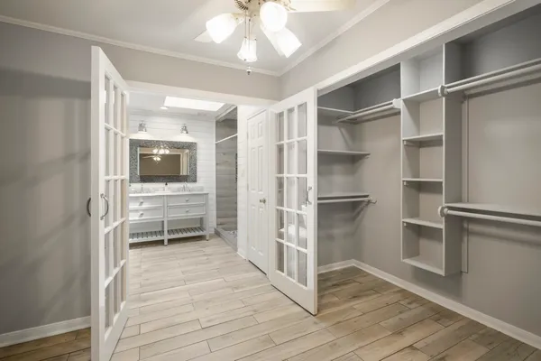 $299,000 | 5918 Par 4 Drive, Houston, TX 77088