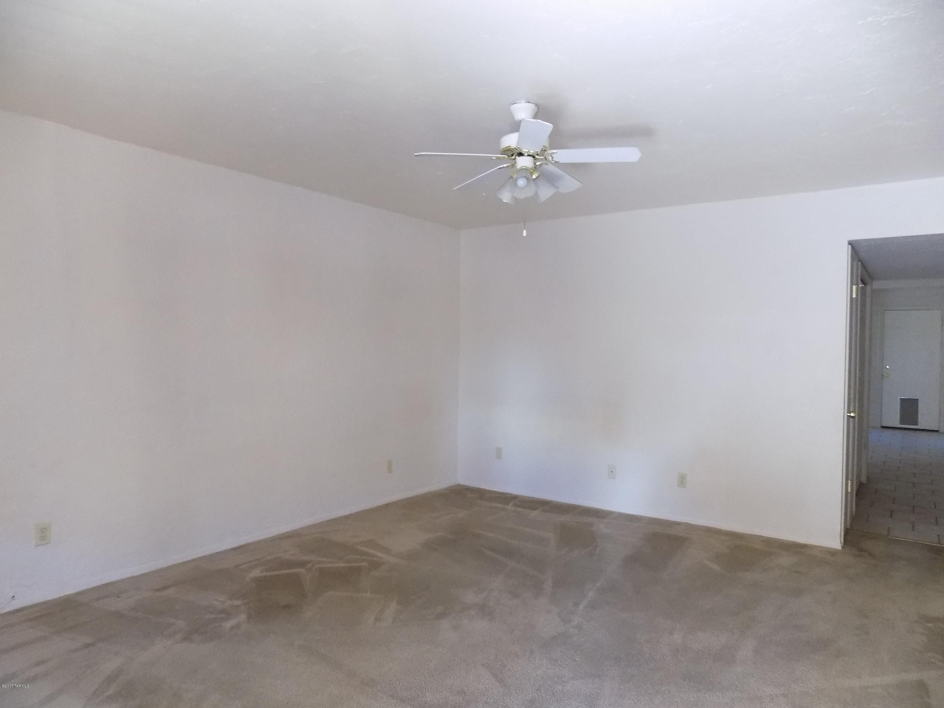 810 South Kolb Road, Unit 48 Tucson, AZ 85710 - Photo 3 of 15