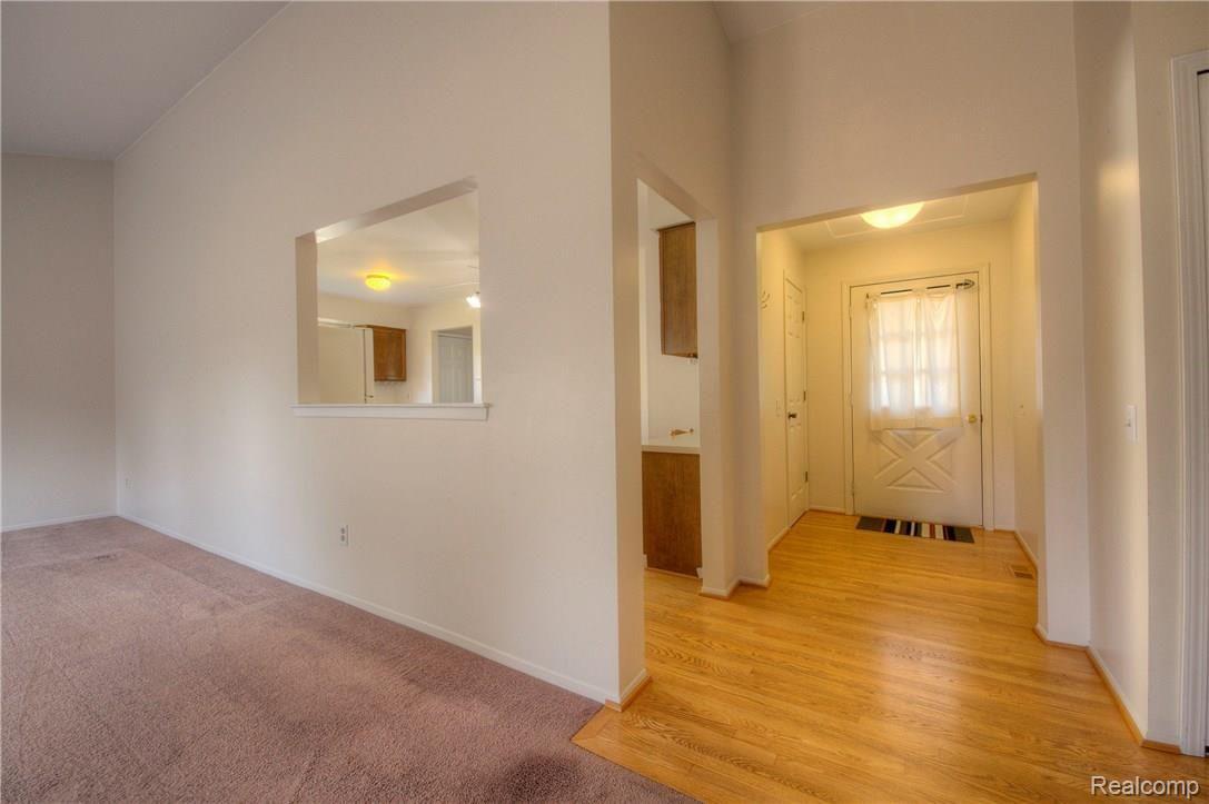 24685 Jamestowne Road Novi, MI 48375 - Photo 13 of 39 930A4459_60_61.jpg