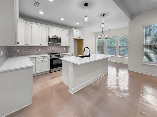 $2,000 | 82259 Magnolia Street, Folsom, LA 70437