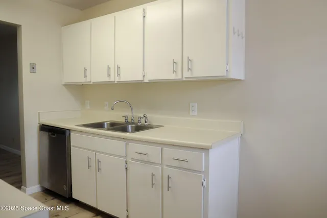 $1,400 | 1341 Cheney Highway, Unit E, Titusville, FL 32780