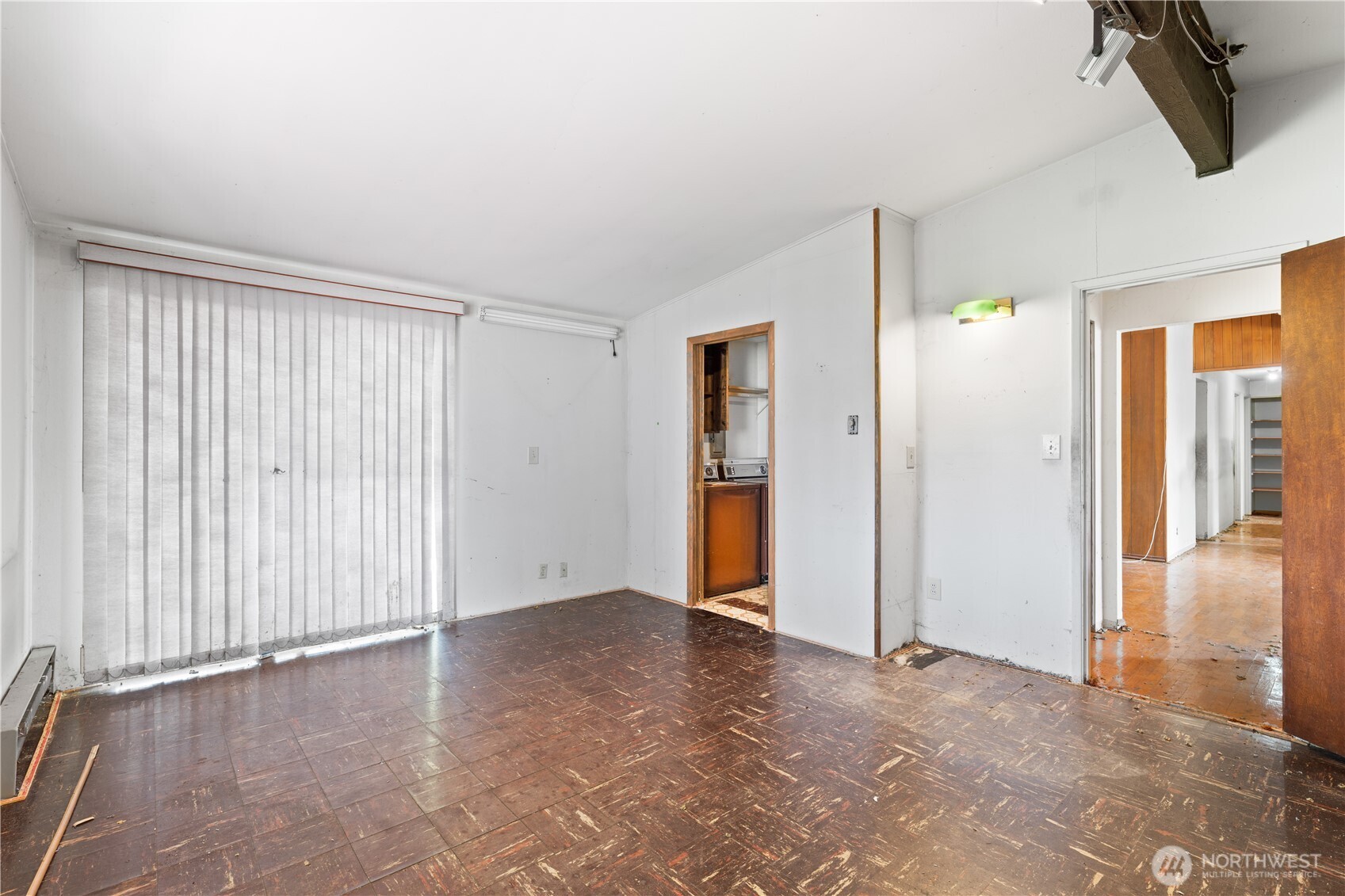 9012 Northeast 178th Street Bothell, WA 98011 - Photo 14 of 30 an empty room with windows