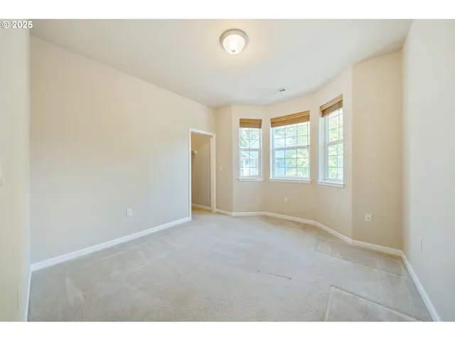 $404,000 | 6840 Summerlinn Way, West Linn, OR 97068