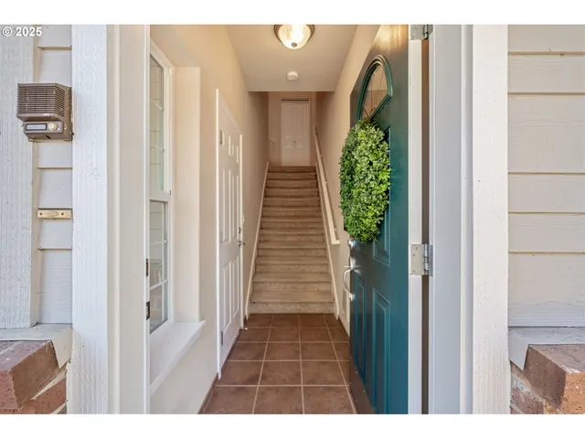 $404,000 | 6840 Summerlinn Way, West Linn, OR 97068