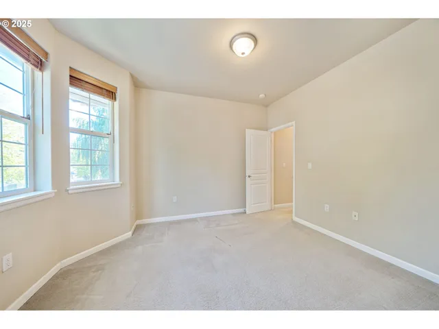 $404,000 | 6840 Summerlinn Way, West Linn, OR 97068