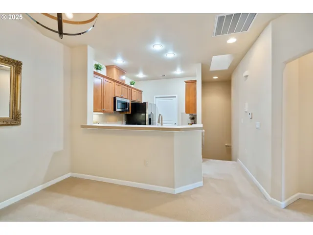 $404,000 | 6840 Summerlinn Way, West Linn, OR 97068