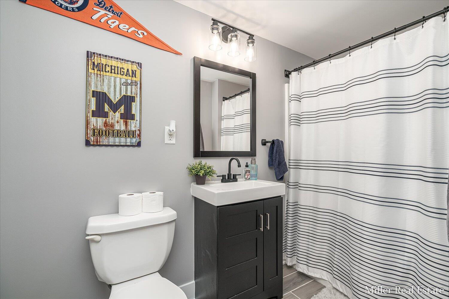 5020 Roundtree Drive Middleville, MI 49333 - Photo 20 of 30 20-WM5020Roundtree-16