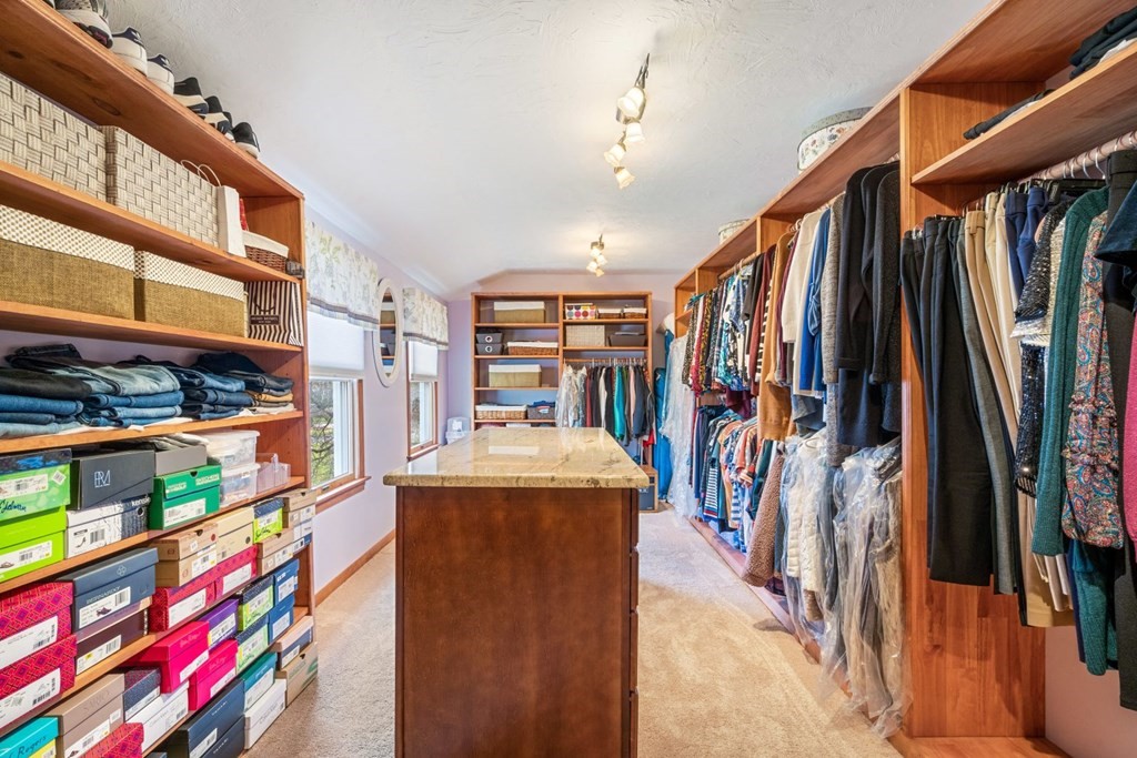 170 Morrissey Road Marlborough, MA 01752 - Photo 16 of 27 Gallery Image 16