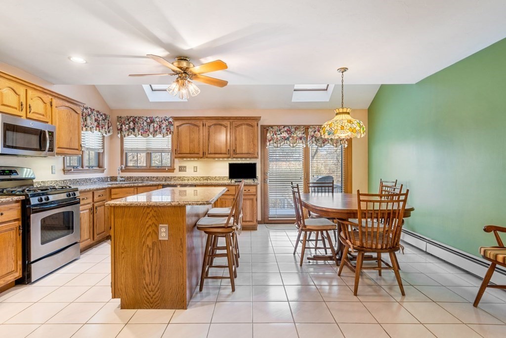 170 Morrissey Road Marlborough, MA 01752 - Photo 5 of 27 Gallery Image 5