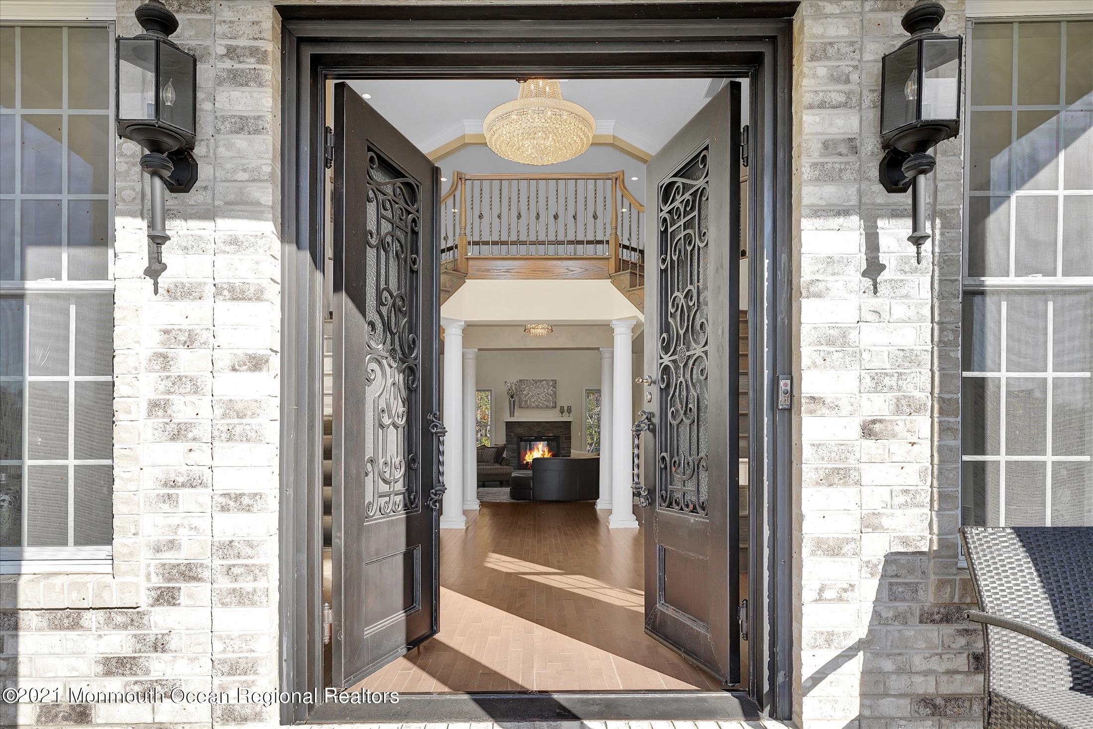 30 Weathervane Circle Cream Ridge, NJ 08514 - Photo 3 of 39 a view of a entryway door front of house