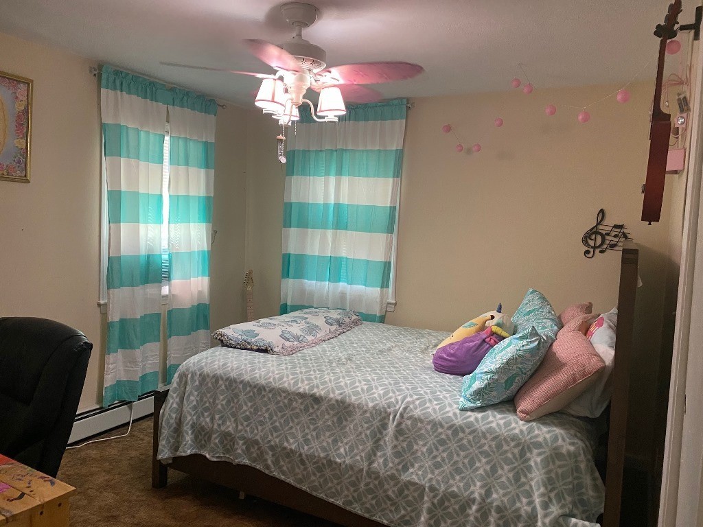 240 Unit Street Providence, RI 02909 - Photo 15 of 17 242 Unit - Bedroom 1