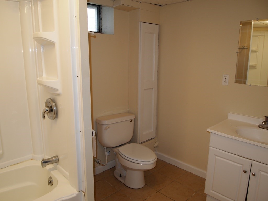 240 Unit Street Providence, RI 02909 - Photo 7 of 17 240 Unit - Lower Level Full Bathroom