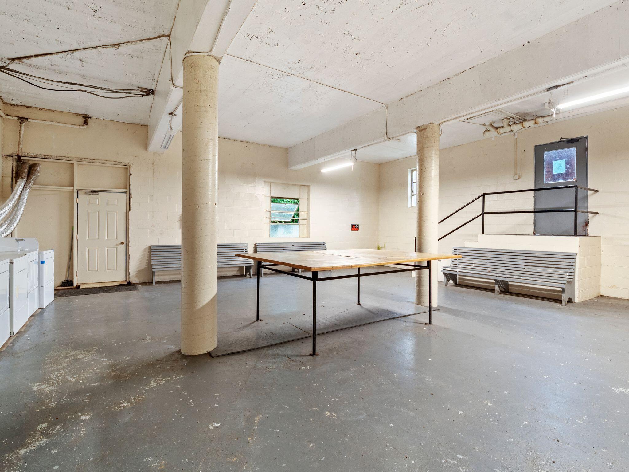 100 Ridgeview Lane, Unit 23 Bassett, VA 24055 - Photo 4 of 9 mls_325-Ridgeview Apartments-MFW Media