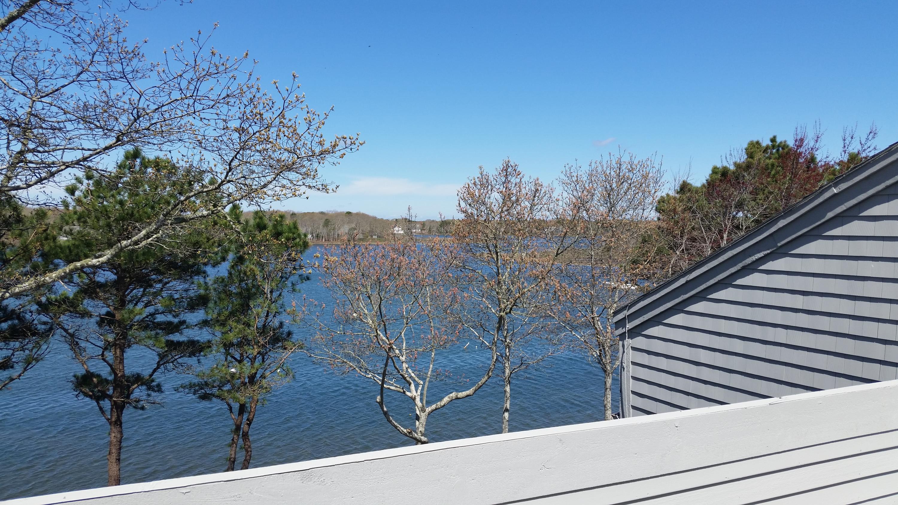381 Great Oak Road, Unit 25 Mashpee, MA 02649 - Photo 16 of 30 Top Floor Spacious Pvt Deck
