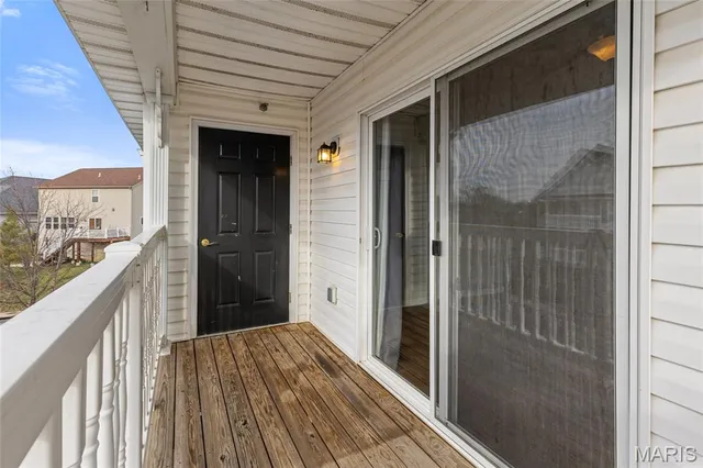 $169,000 | 131 Saravalle Drive, St. Peters, MO 63376