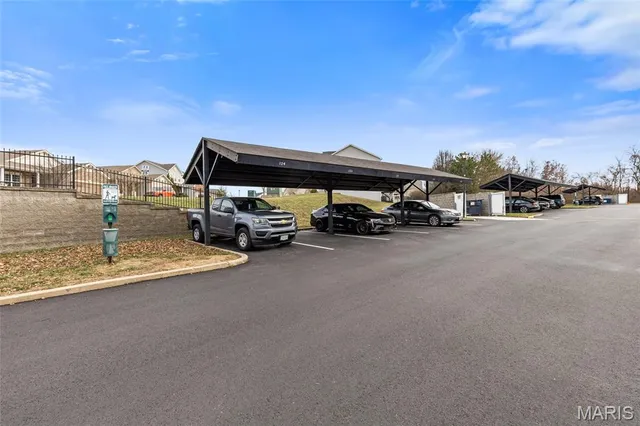 $169,000 | 131 Saravalle Drive, St. Peters, MO 63376