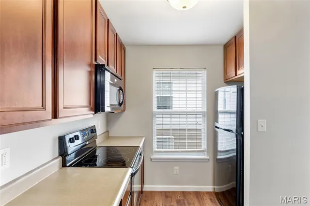 $169,000 | 131 Saravalle Drive, St. Peters, MO 63376