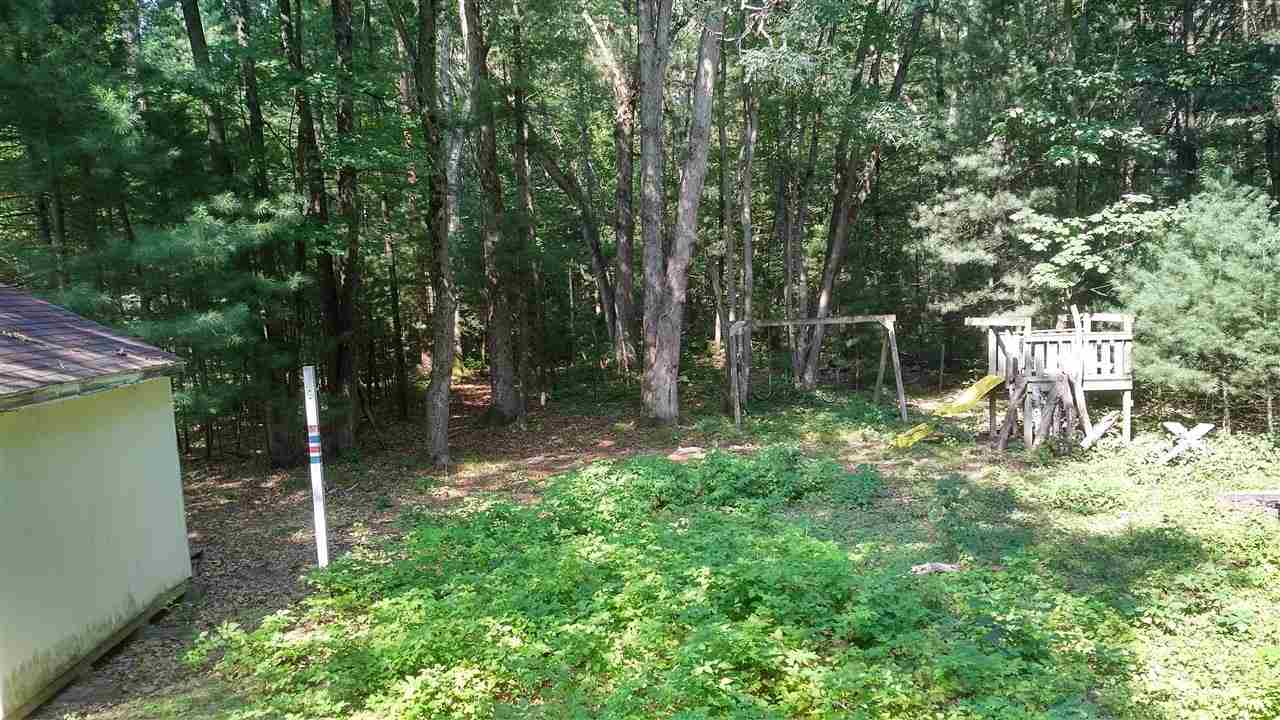 10724 Wildwood Road Interlochen, MI 49643 - Photo 11 of 31 1892325-10.JPG