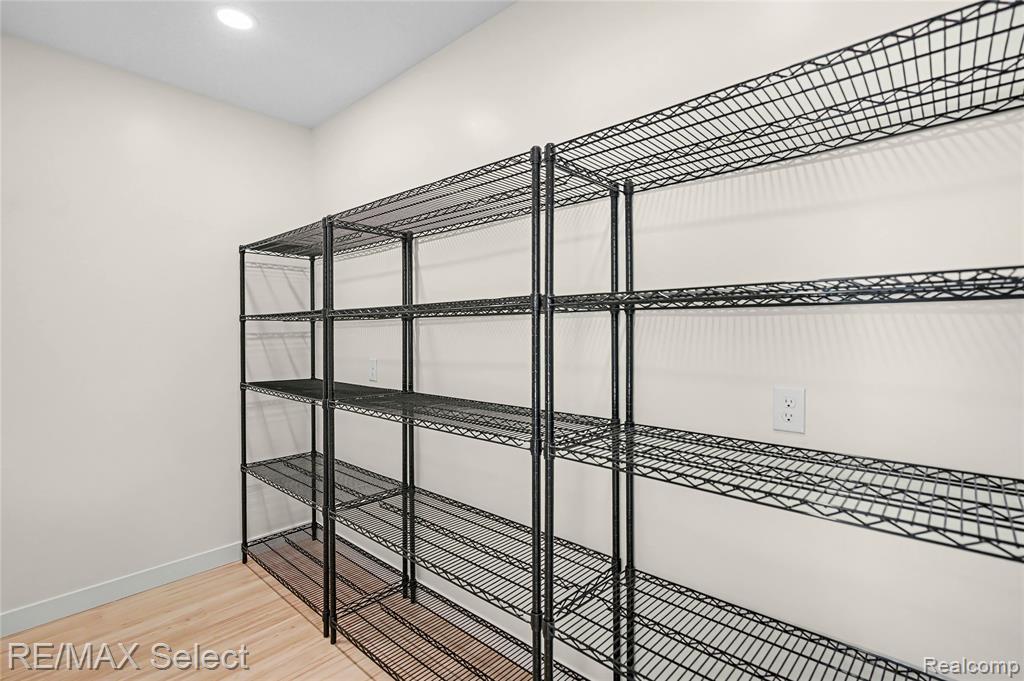 408 3rd Street Fenton, MI 48430 - Photo 20 of 69 Gallery Image 20