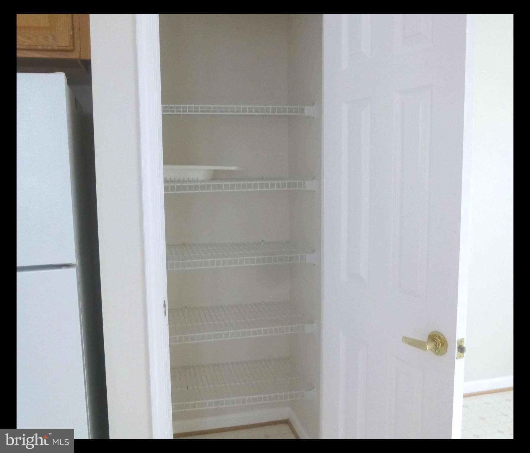 13526 Ryton Ridge Lane Gainesville, VA 20155 - Photo 8 of 24 Kitchen