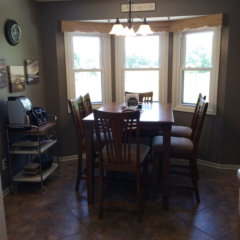 6615 Rockingham Drive Fort Wayne, IN 46835 - Photo 11 of 17 Gallery Image 11