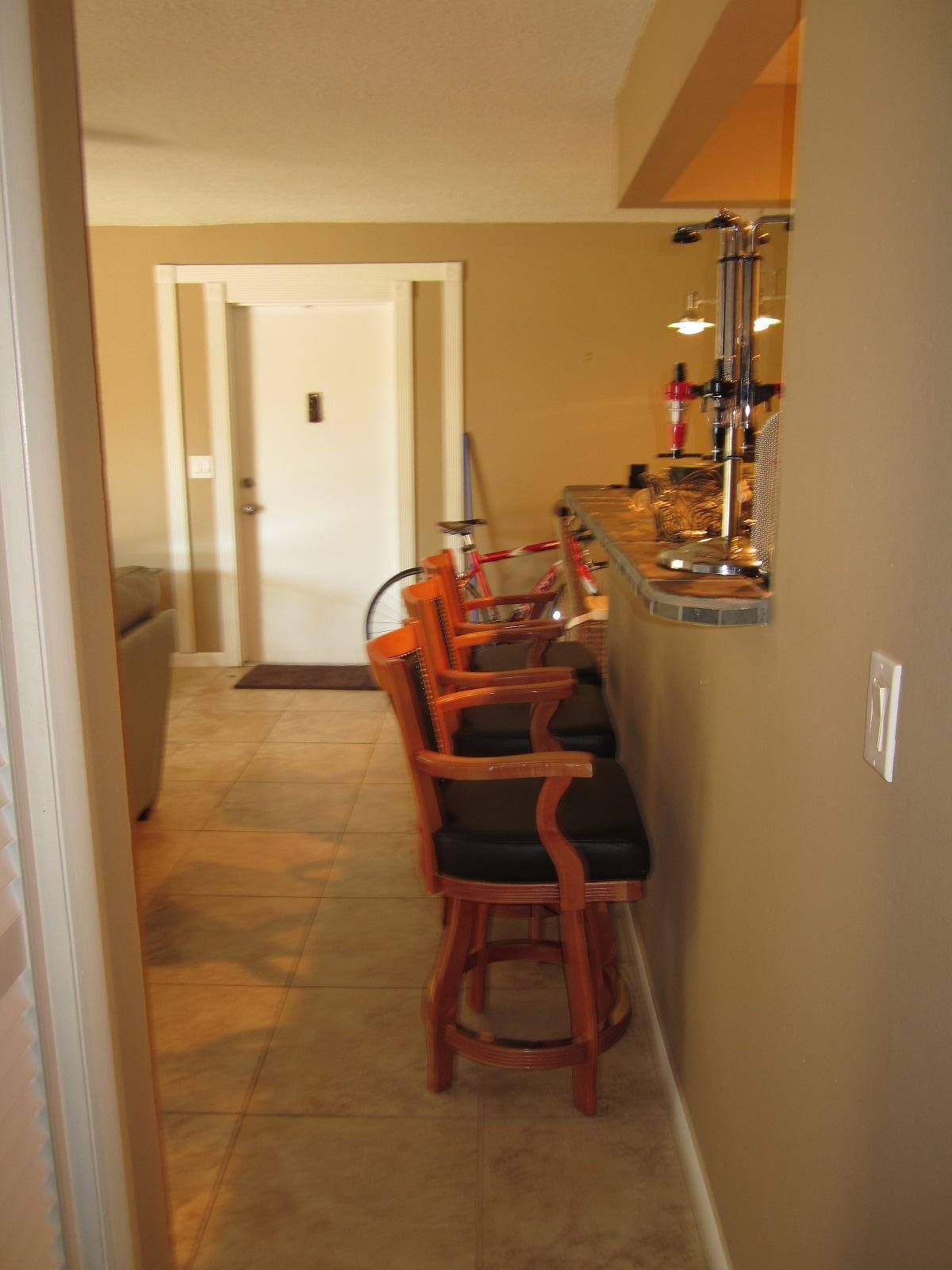 616 Northwest 13th Street, Unit 24 Boca Raton, FL 33486 - Photo 14 of 23 bar