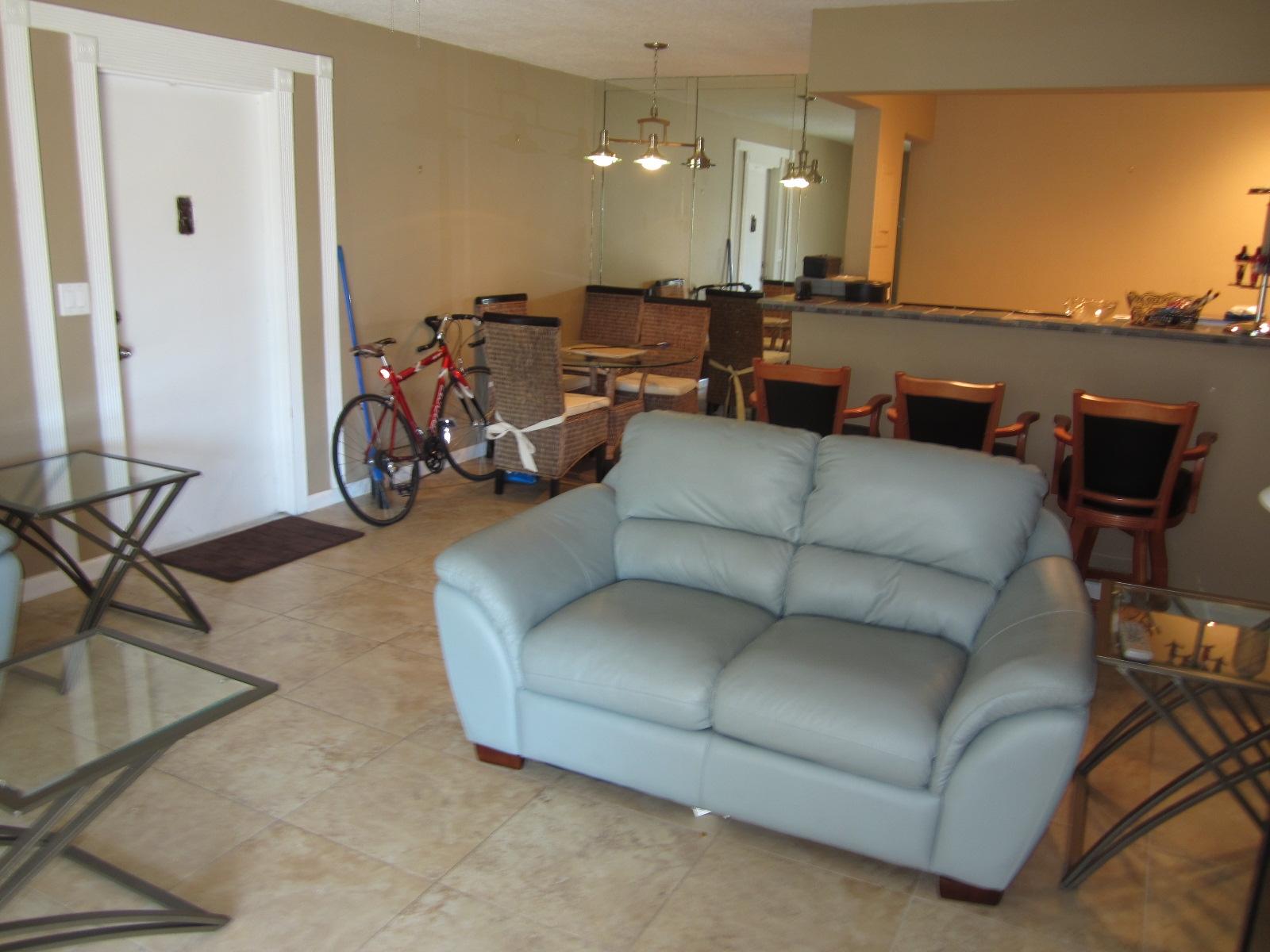 616 Northwest 13th Street, Unit 24 Boca Raton, FL 33486 - Photo 3 of 23 Living Area