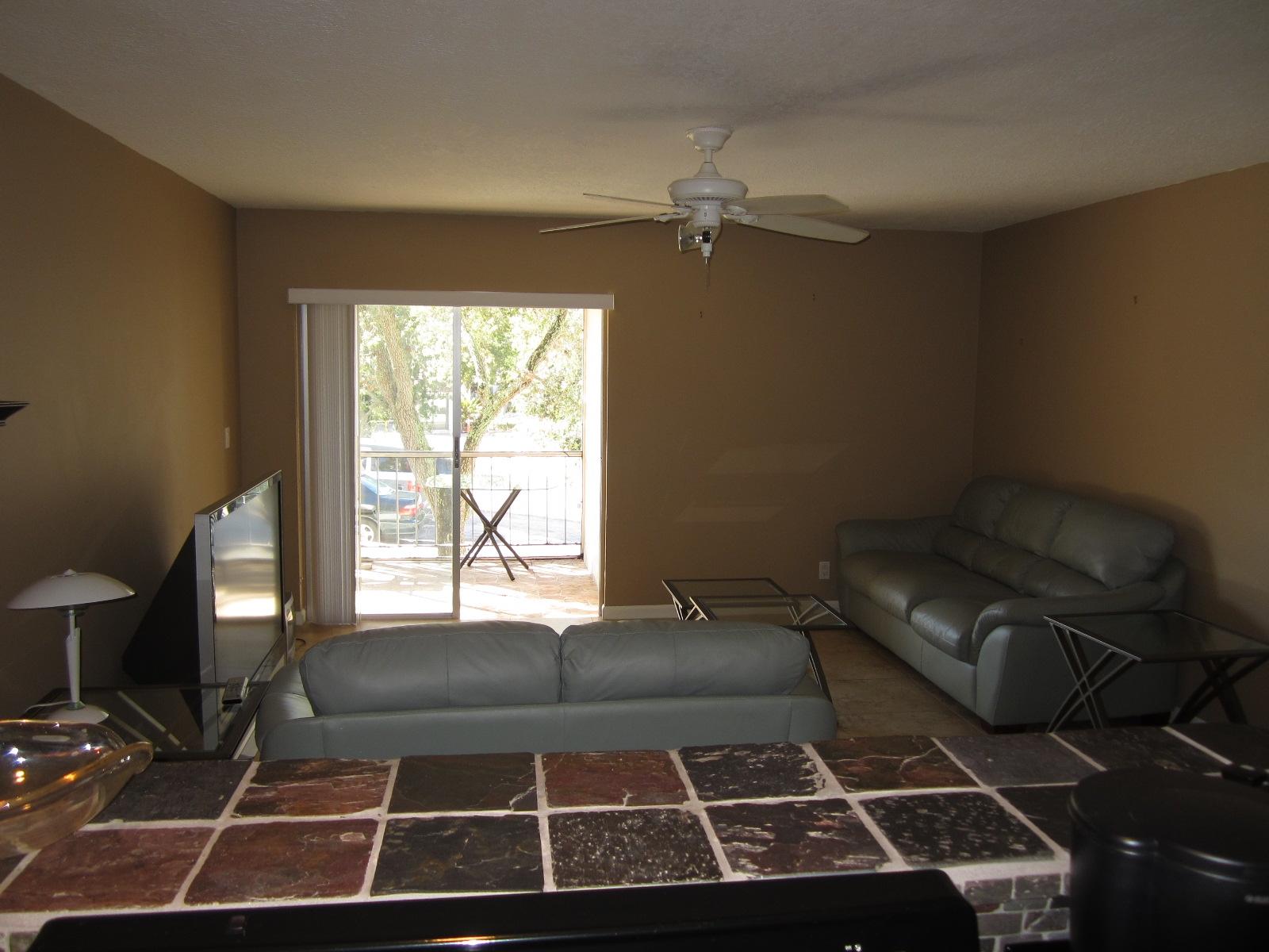616 Northwest 13th Street, Unit 24 Boca Raton, FL 33486 - Photo 7 of 23 Living Area