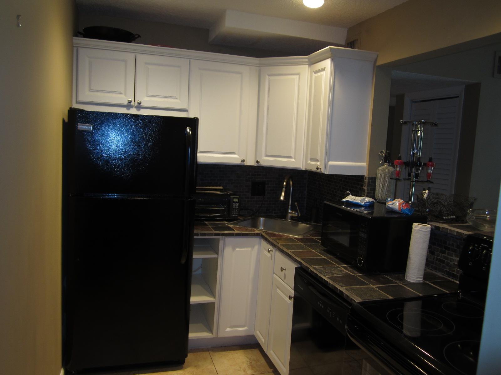 616 Northwest 13th Street, Unit 24 Boca Raton, FL 33486 - Photo 10 of 23 kitchen