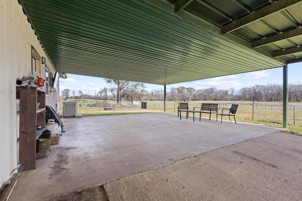 521 County Road Blossom, TX 75416 - Photo 35 of 40
