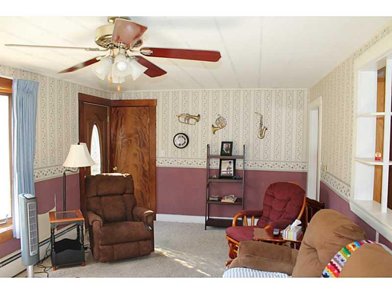 278 Augusta-Rockland Road Windsor, ME 04363 - Photo 17 of 21 Living Room.
