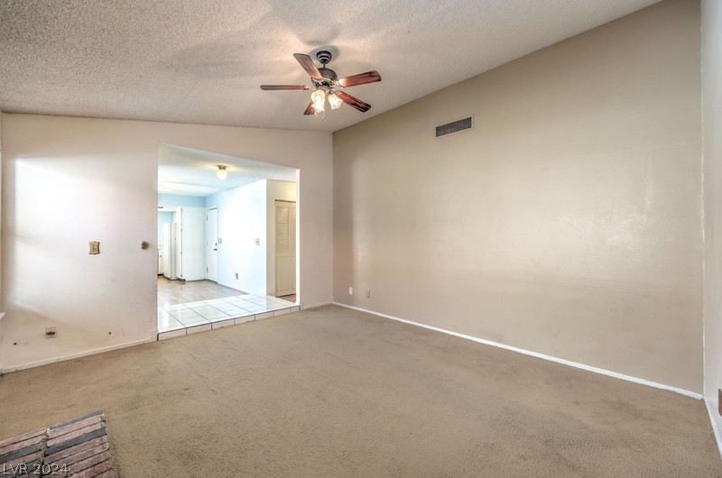 6525 Deadwood Road Las Vegas, NV 89108 - Photo 16 of 23