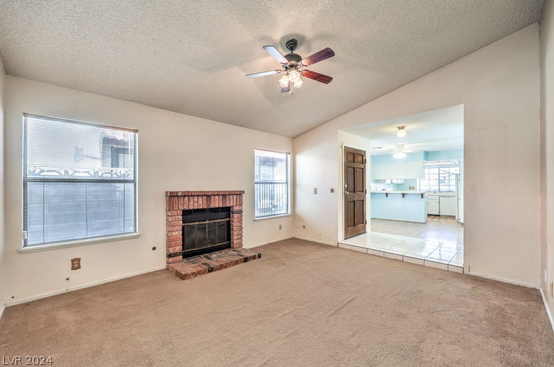 6525 Deadwood Road Las Vegas, NV 89108 - Photo 4 of 23