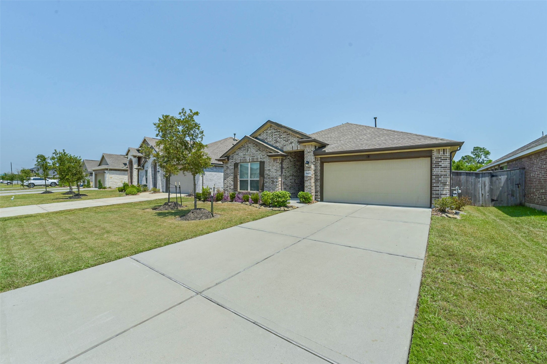 9422 Vicksburg Road Baytown, TX 77521 - Photo 3 of 33 Gallery Image 3