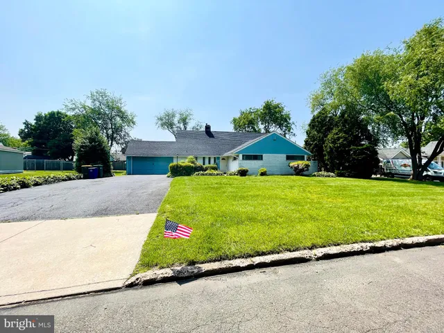 $3,350 | 51 Seckelpear Road, Levittown, PA 19056